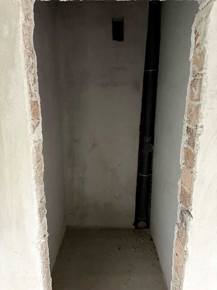 1878842860828049