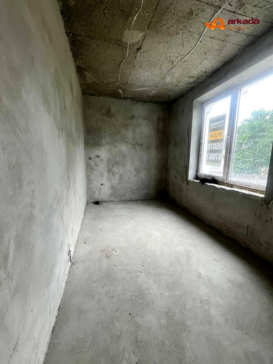 1878842883706519