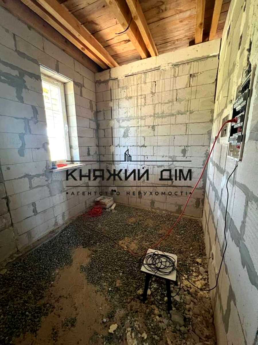 1878843310026852