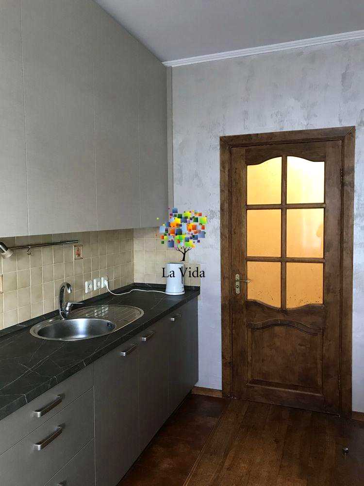 1878843997386504