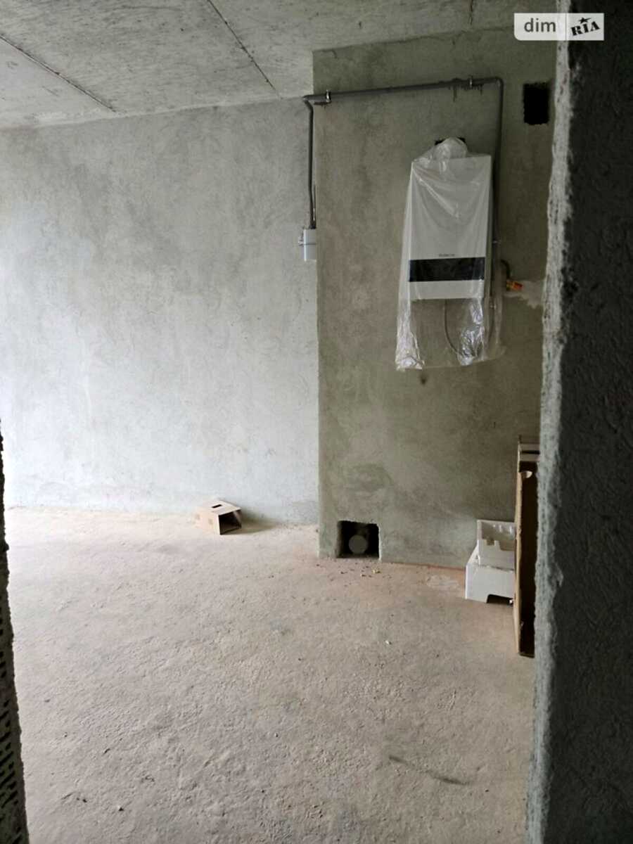 1878844205771403