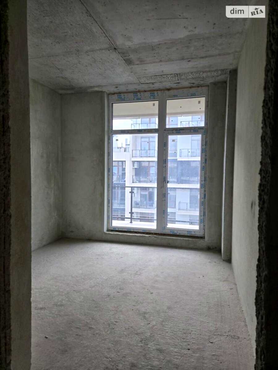 1878844205778550