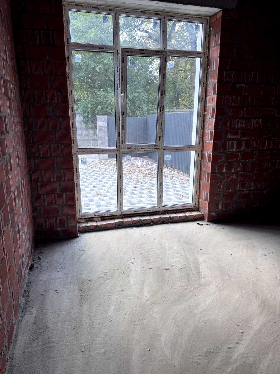 1878844608499607