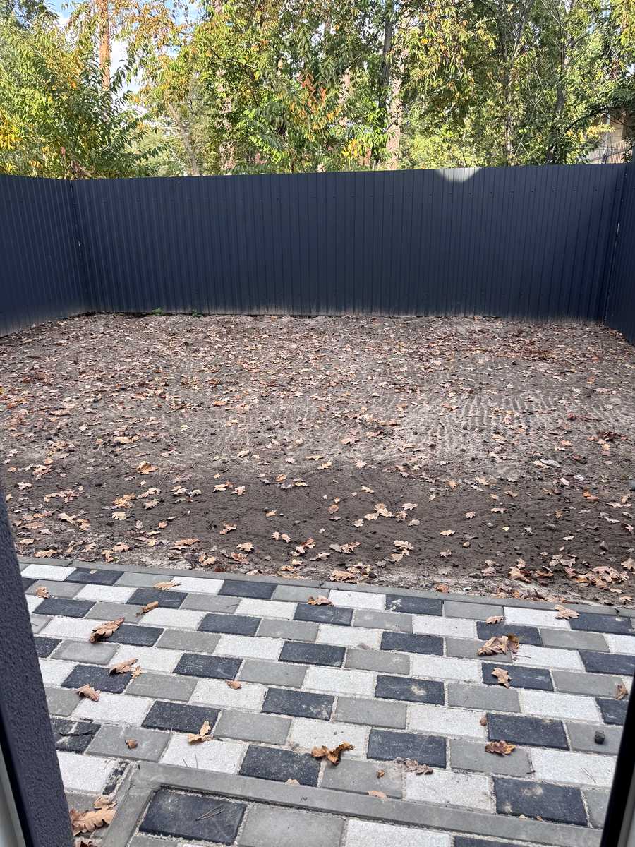 1878844627360225