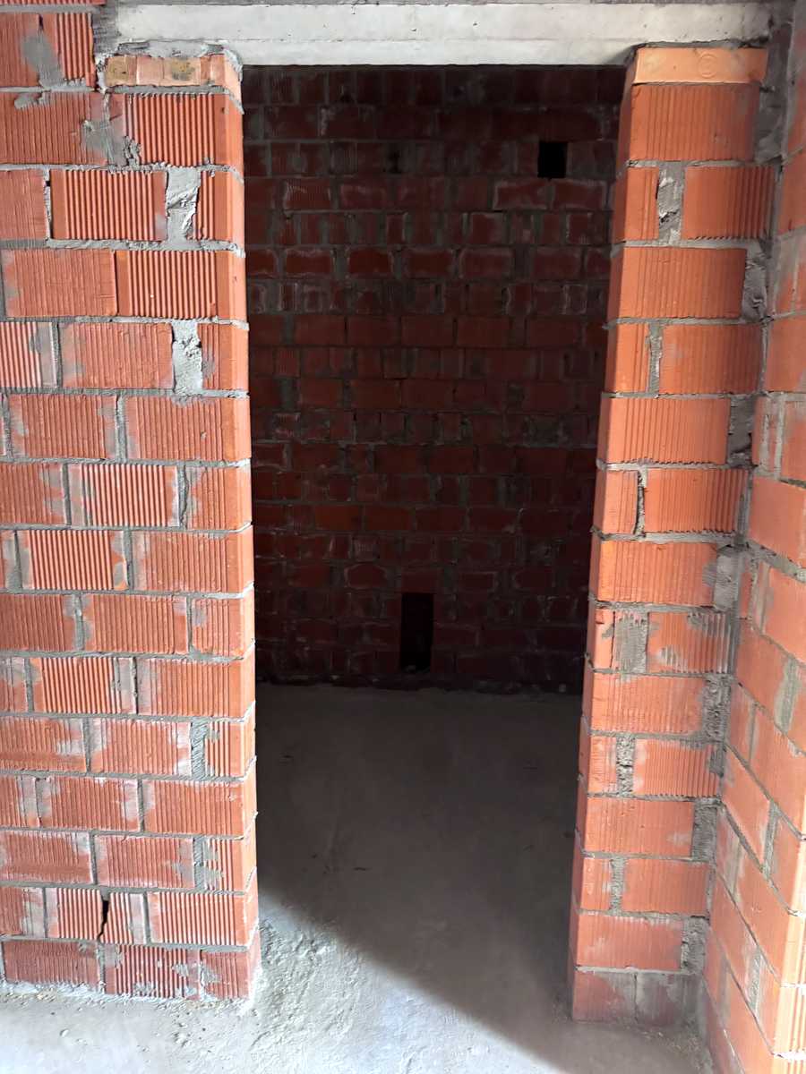 1878844635619826
