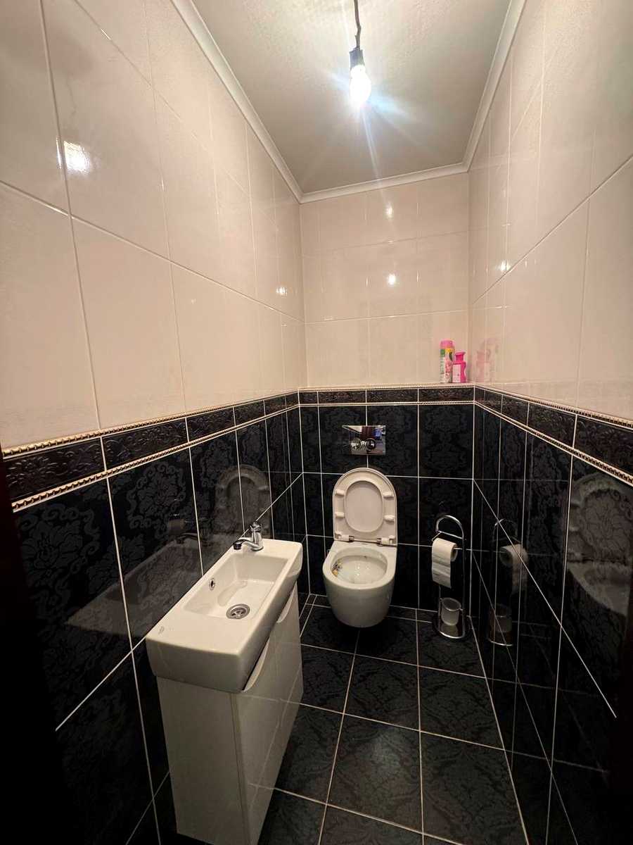1878845170211670