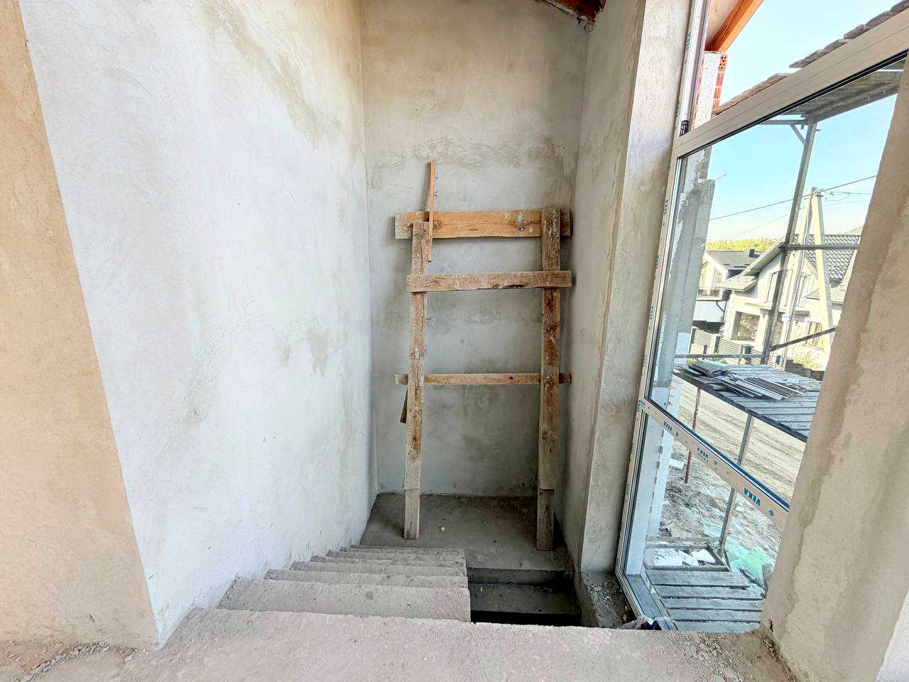 1878846263277231