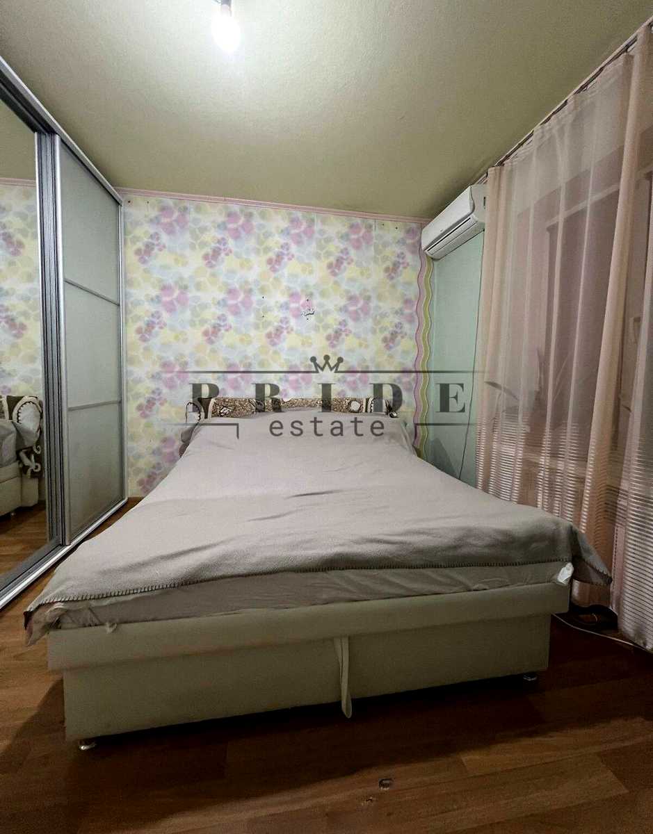 1878846306858079