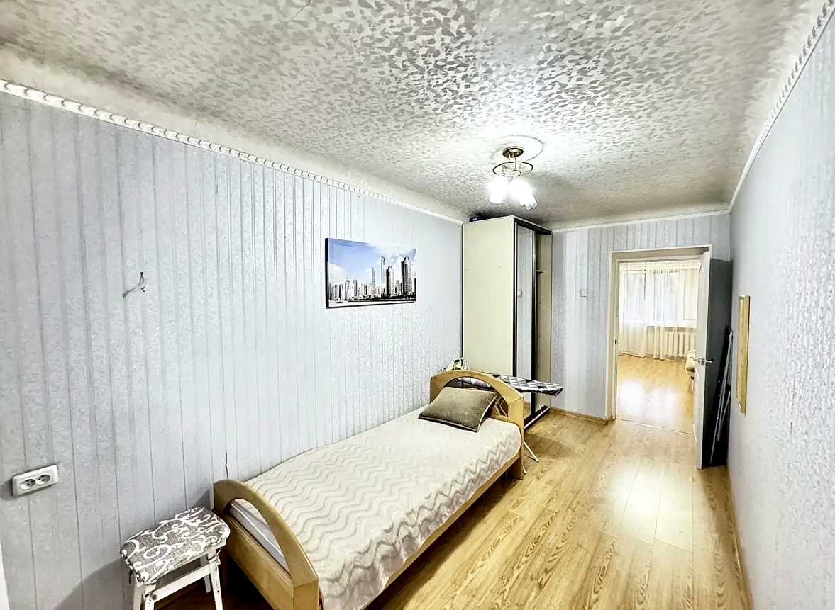 1878847363582884