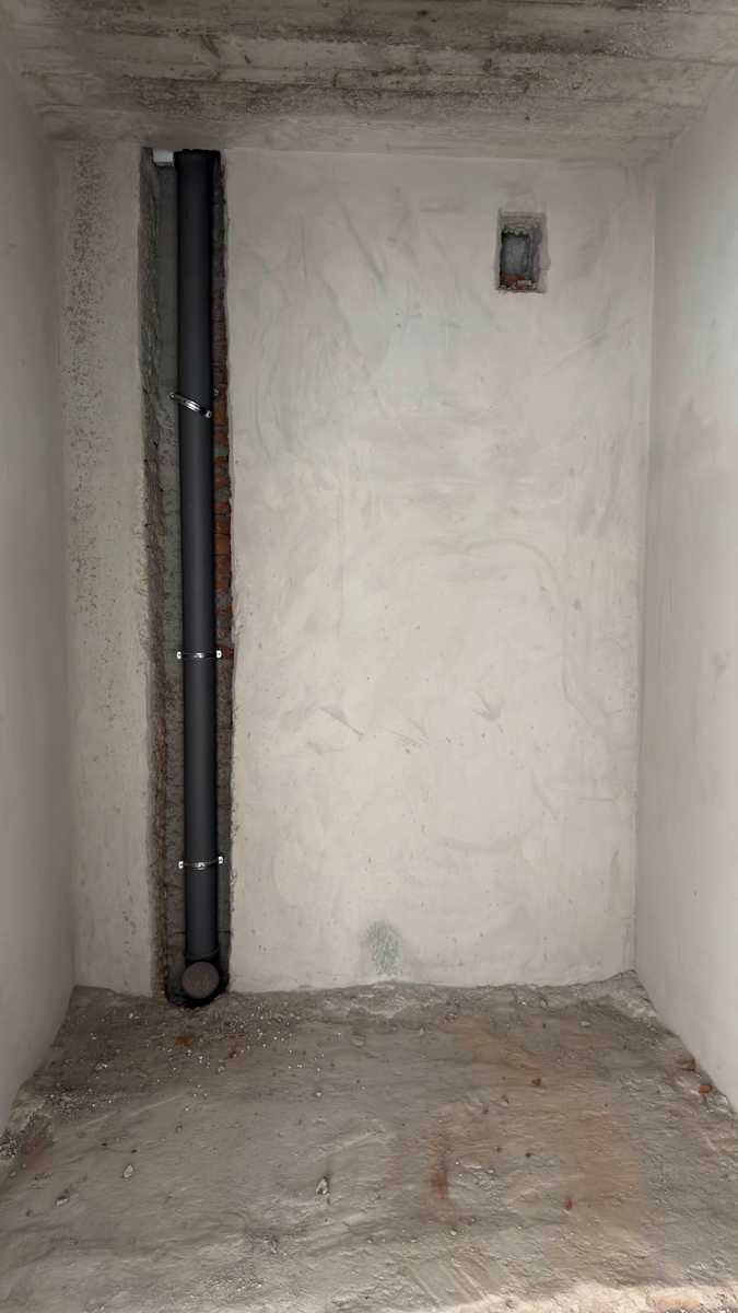 1878848572402128