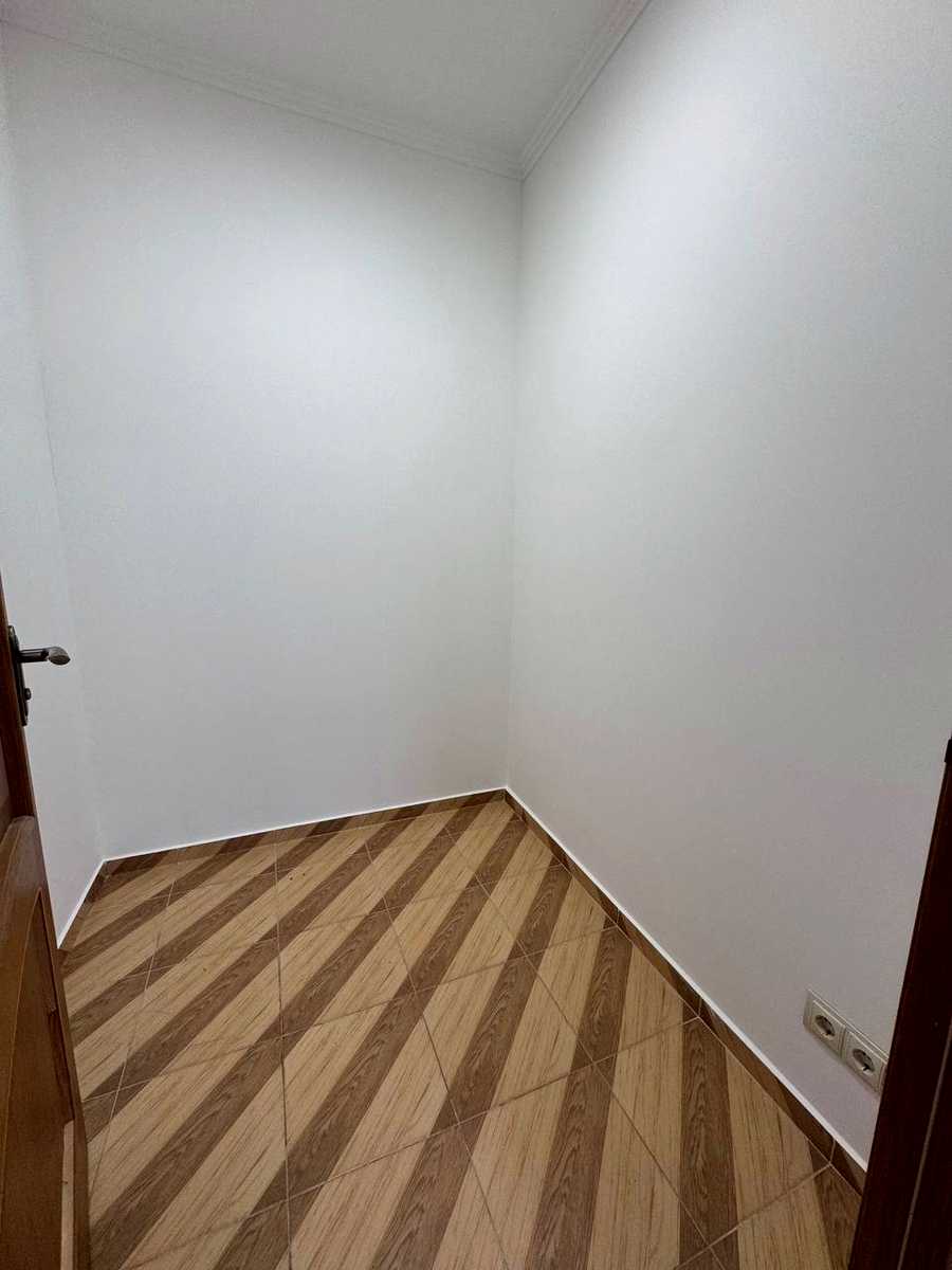 1878849114476287