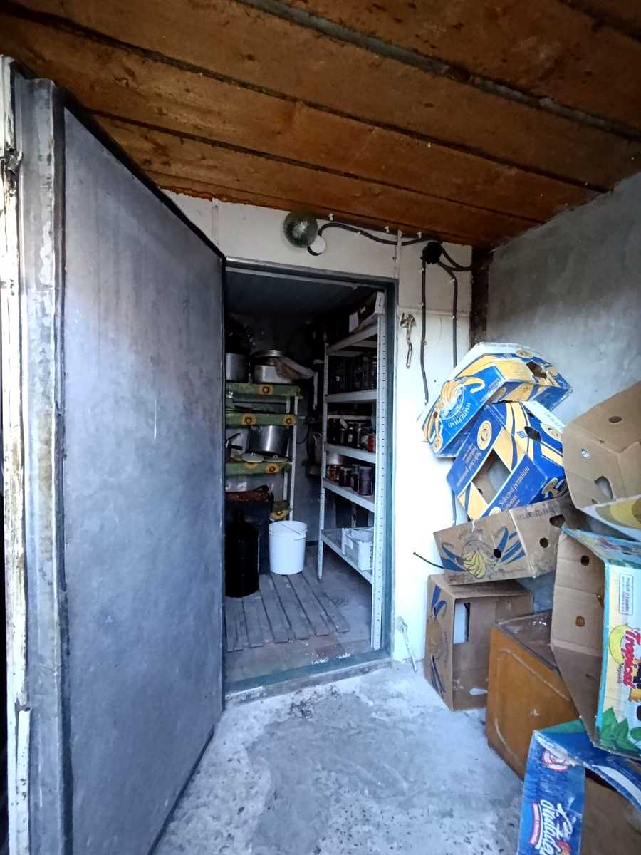 1878851053342181