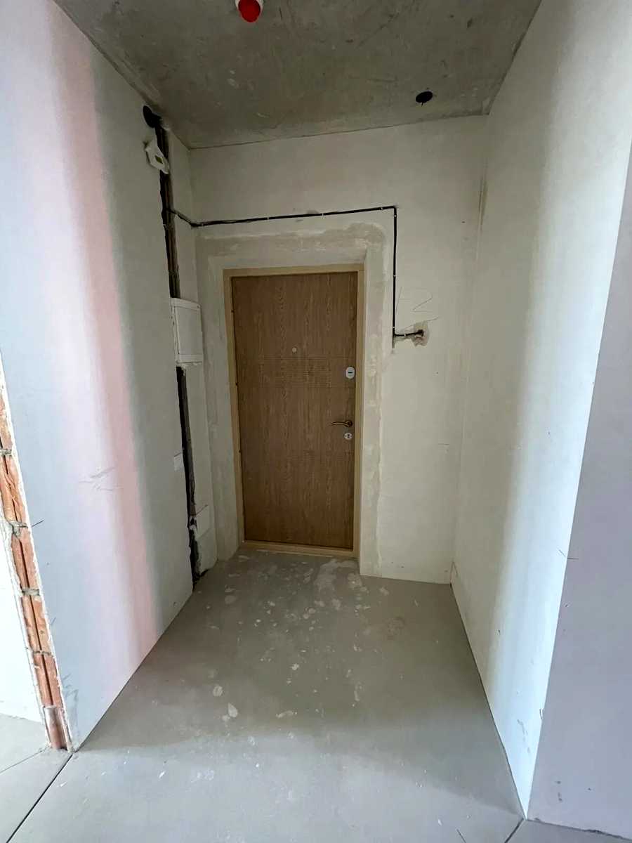 1878851851142587