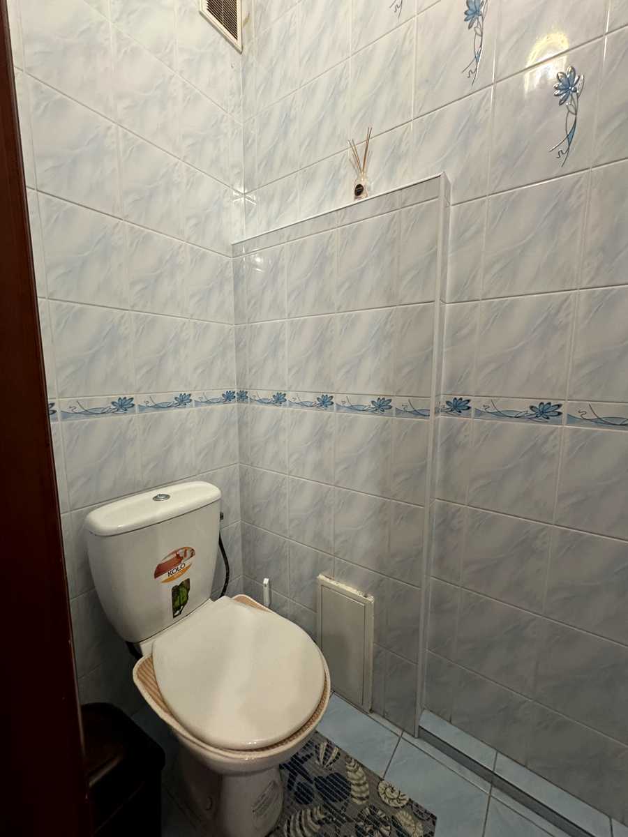 1878853488890567