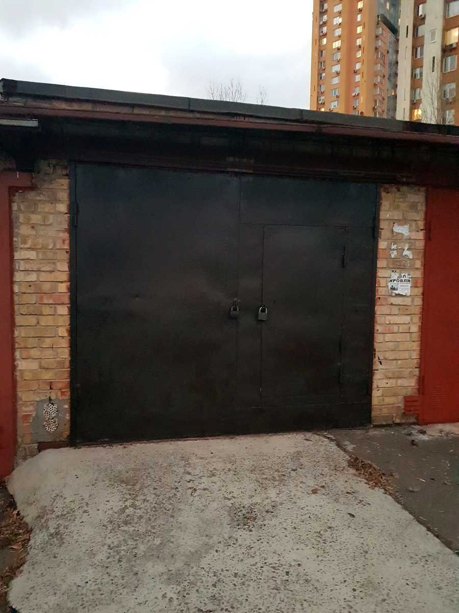 1878854456823856