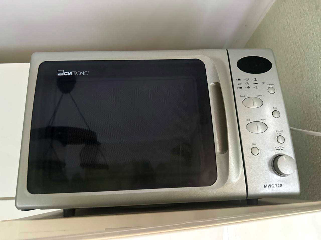 1878854803645575