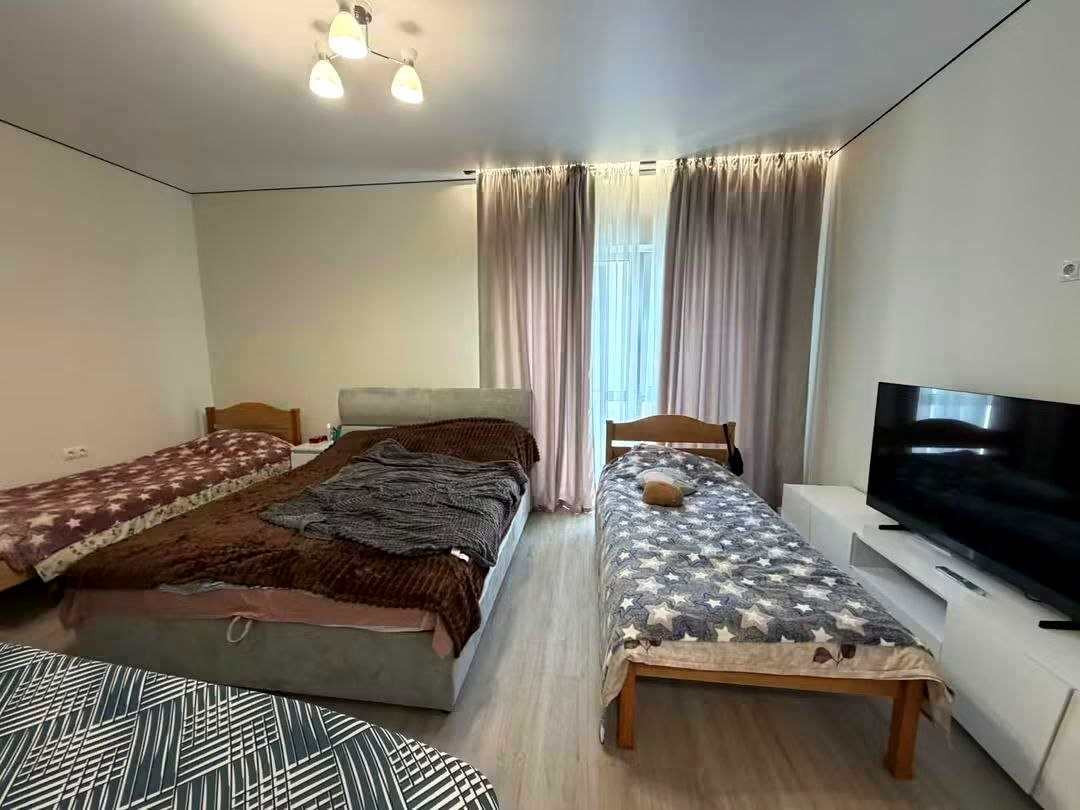 1878857980567560