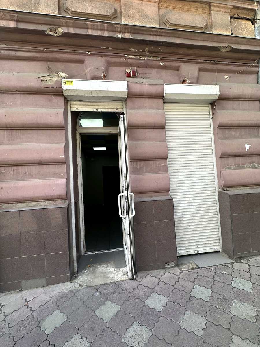 1878859173912410