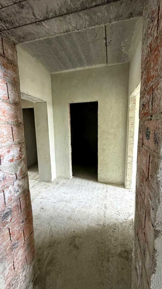 1878859245084913