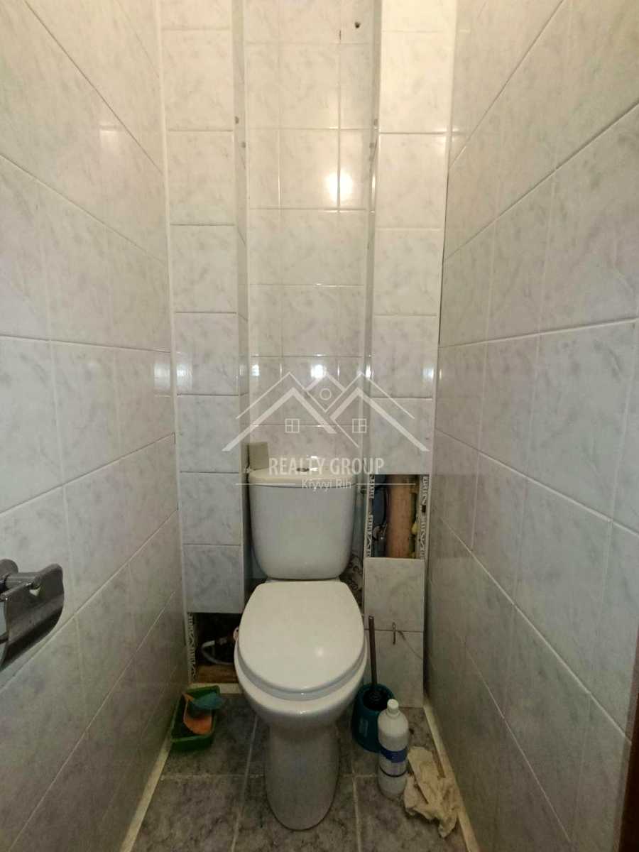 1878859797869243