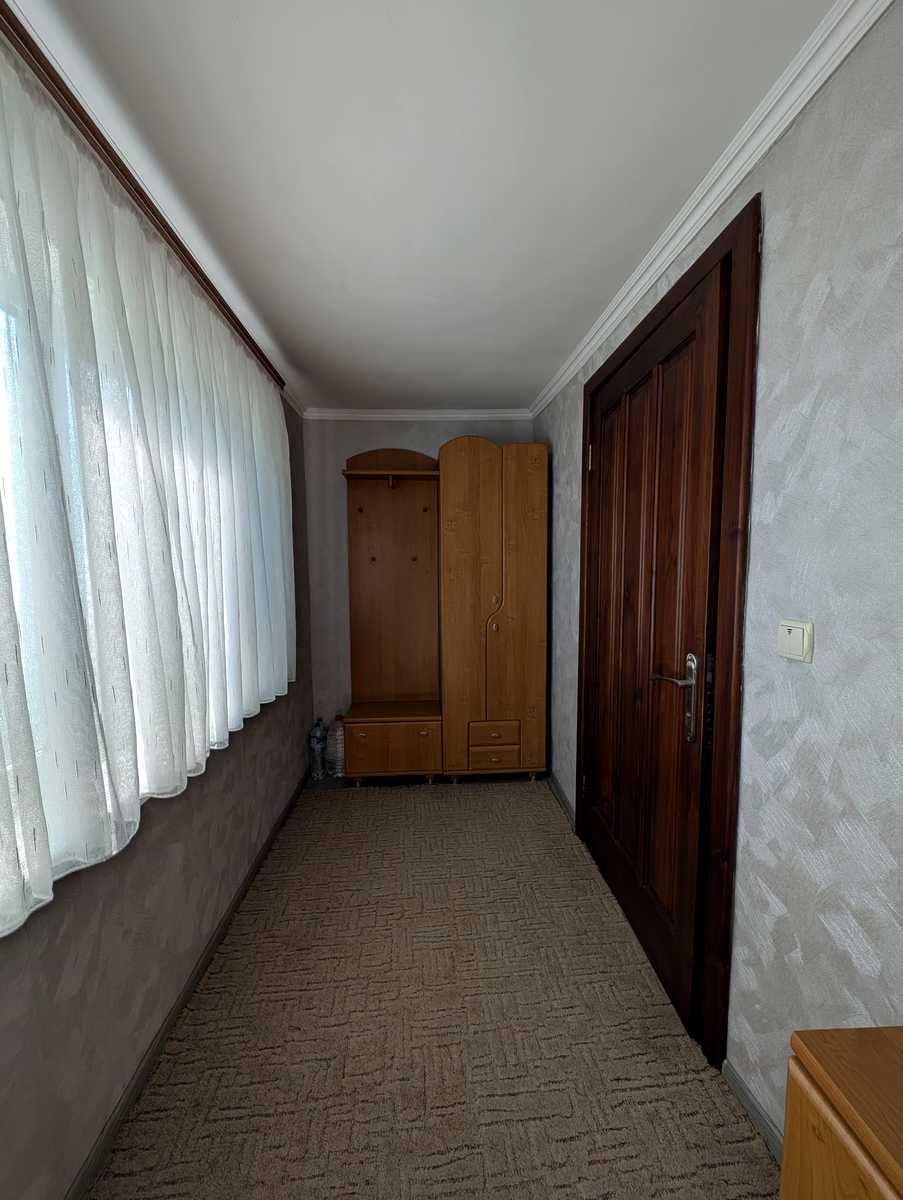1878861622874907