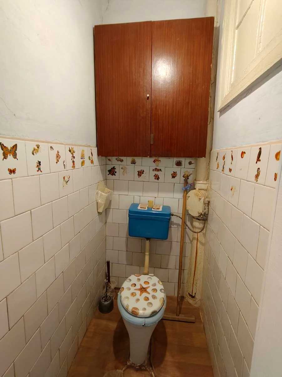1878862293571900