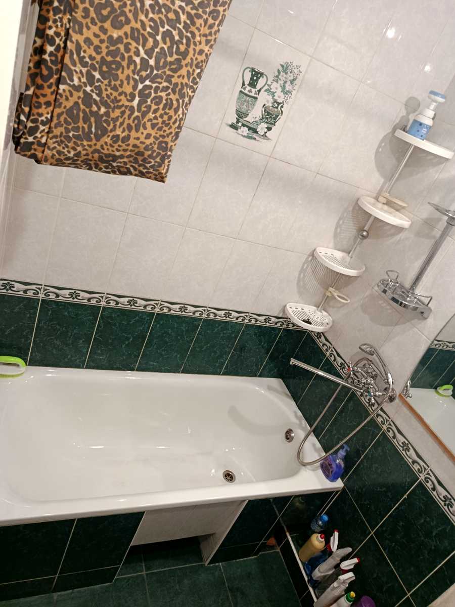 1878862428731235