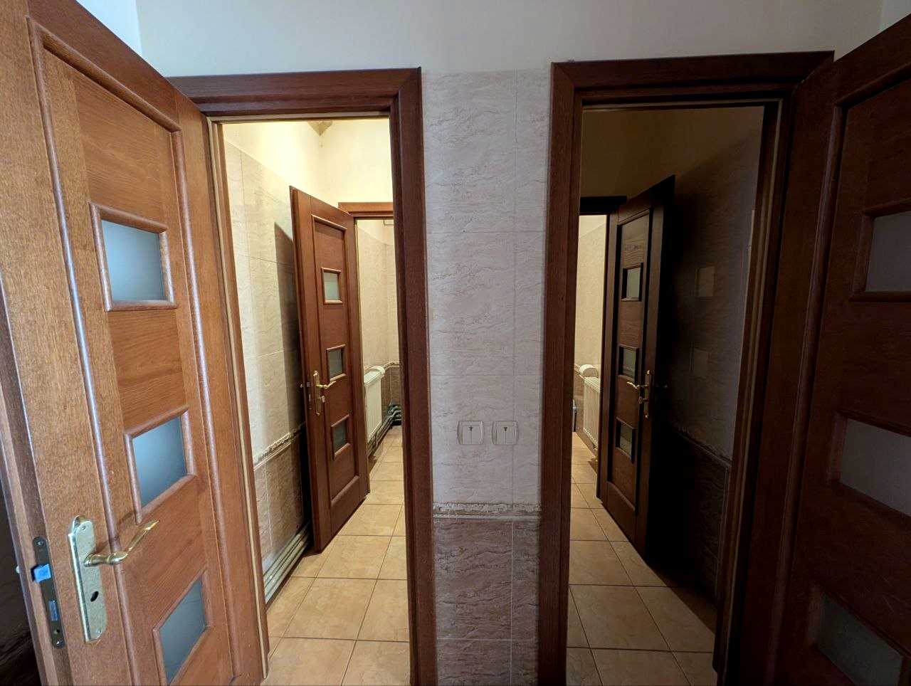 1878862453201512