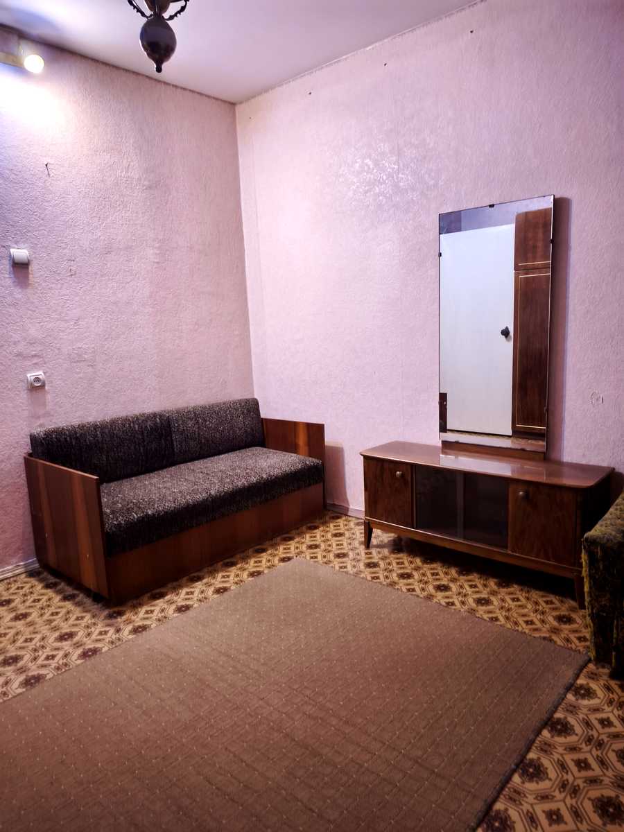 1878863867533059
