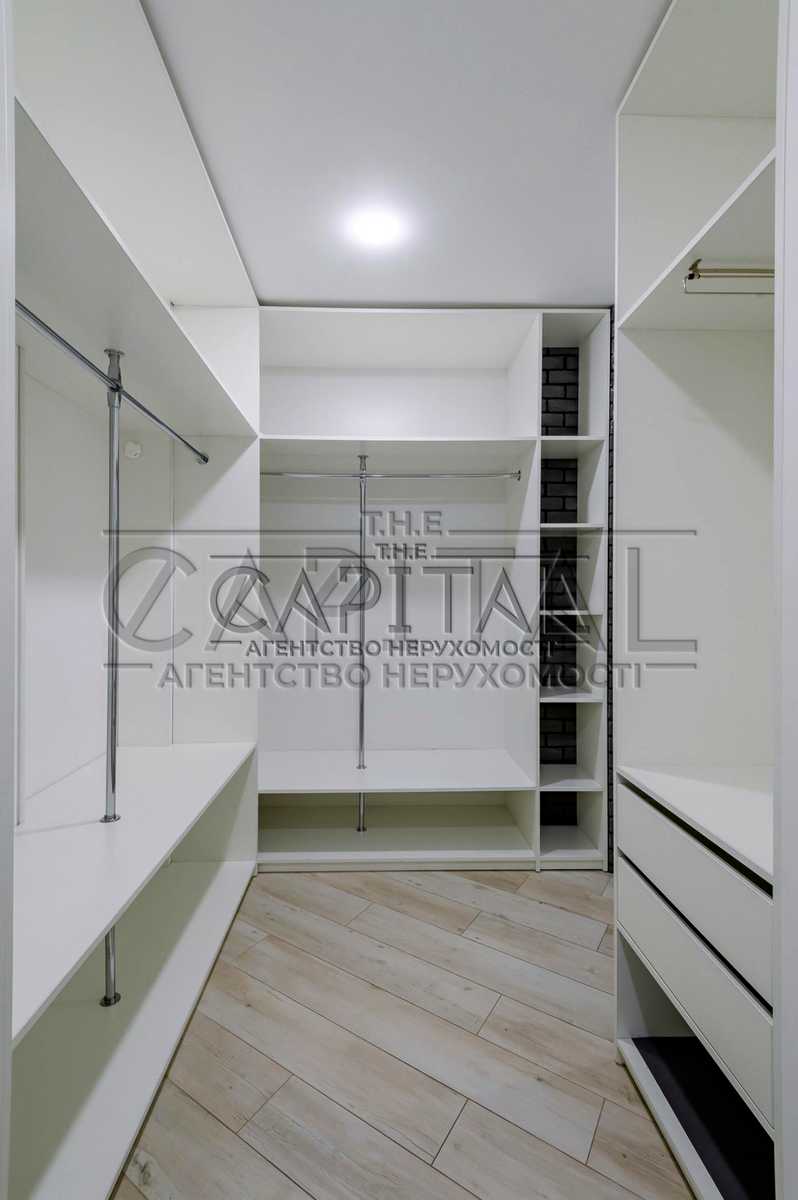 1878867208126566
