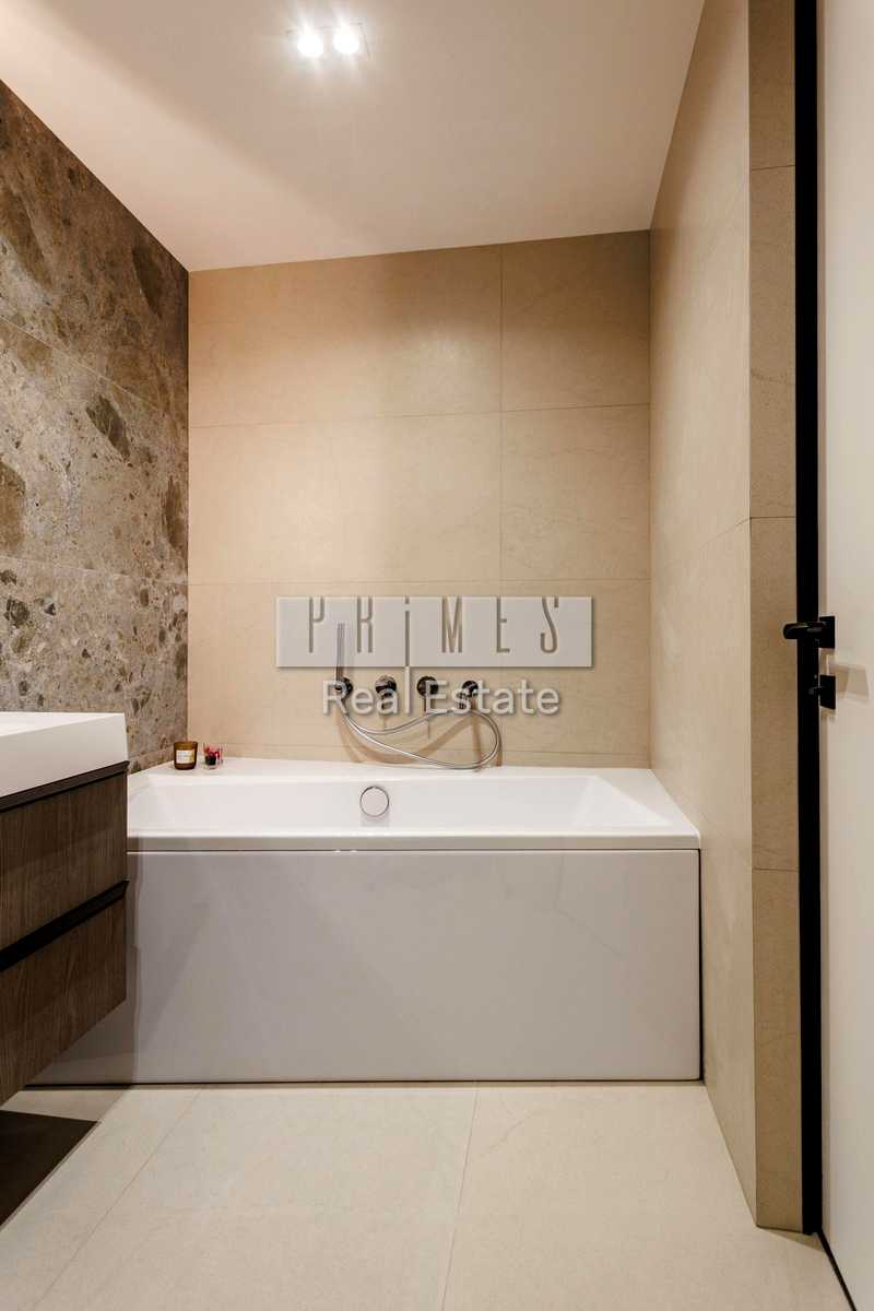 1878868662054796