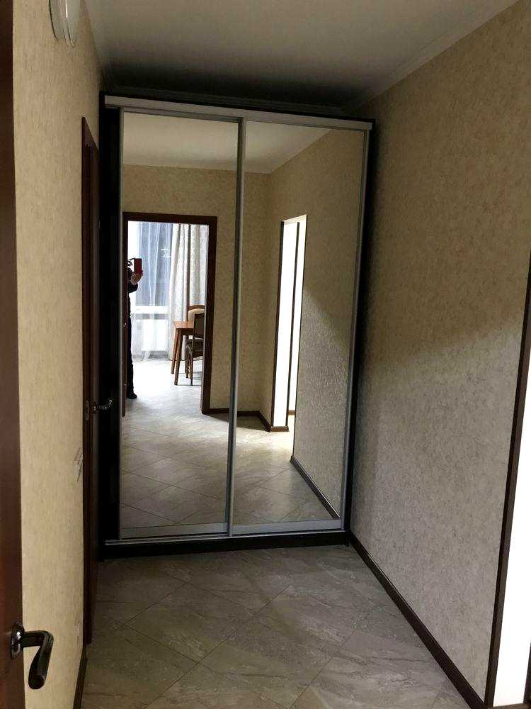 1878868686509061
