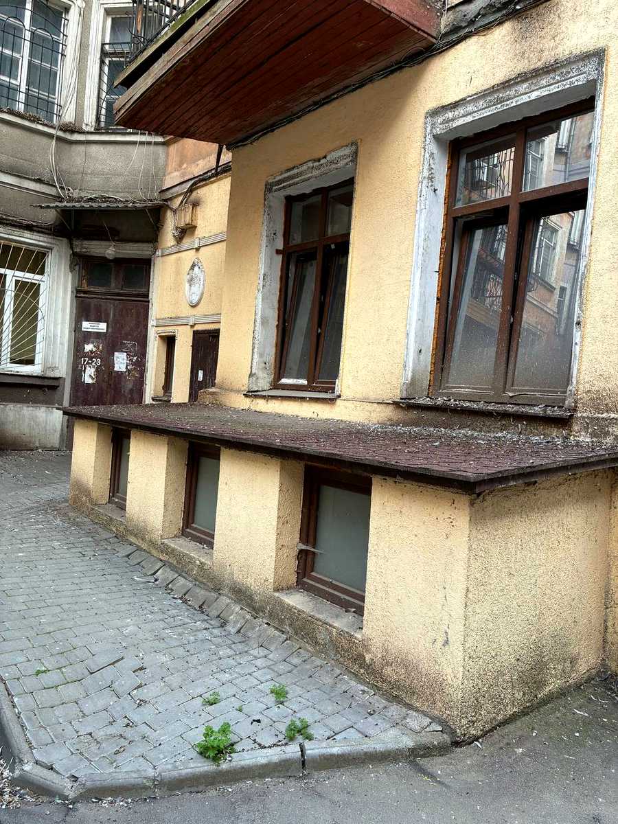 1878869116331246