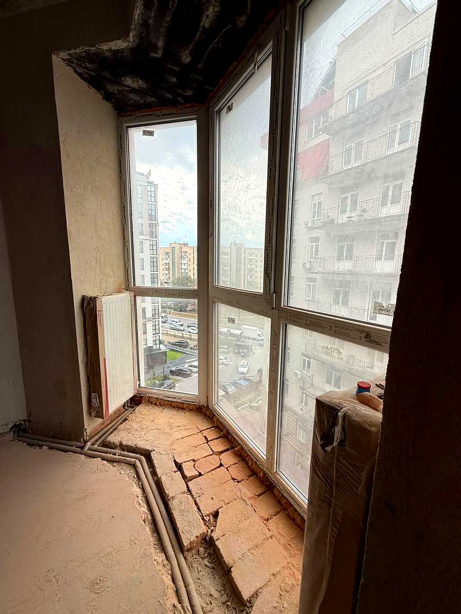1878873396981359