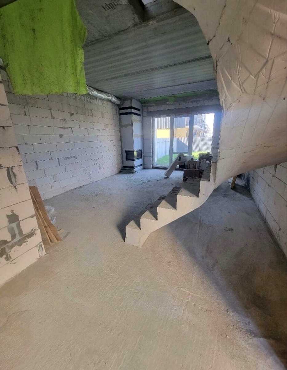 1878875724175903