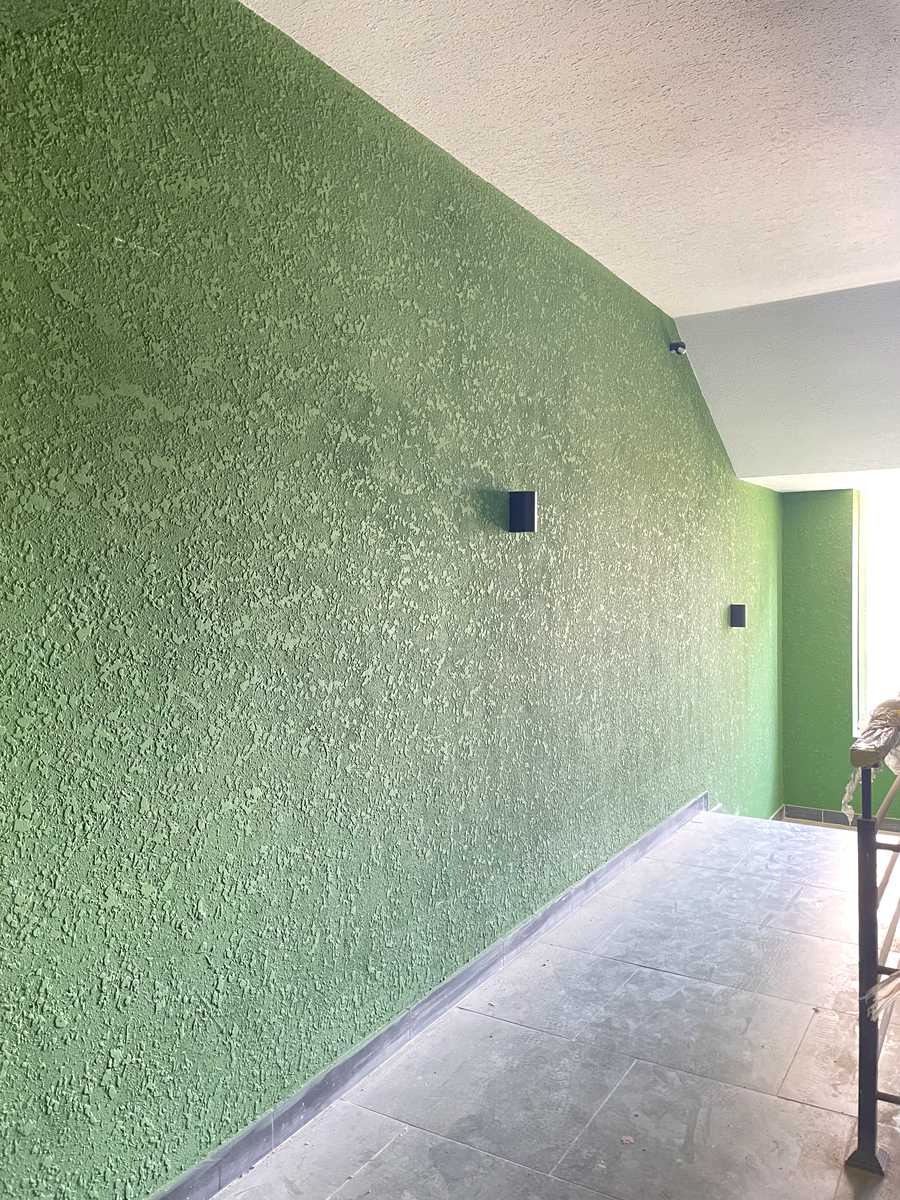 1878880157572846