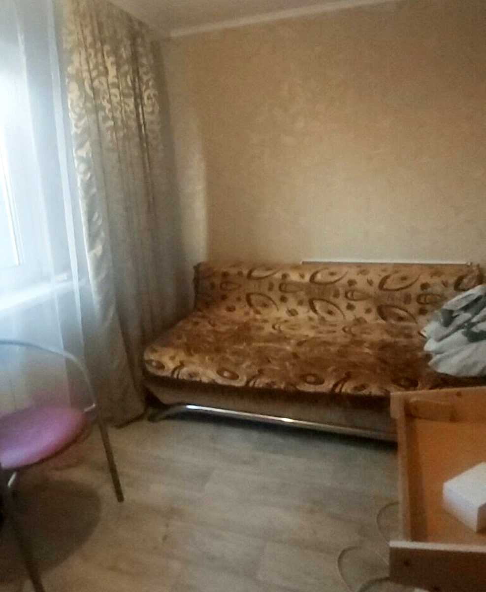 1878887791875931