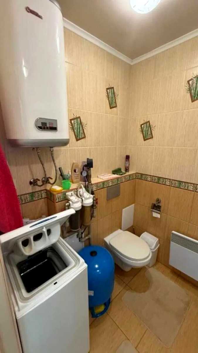 1878887833945355