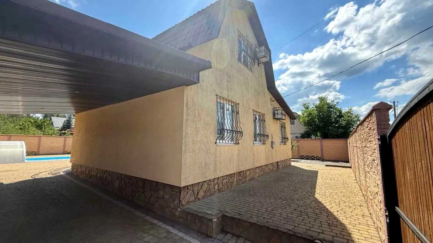 1878887860137927