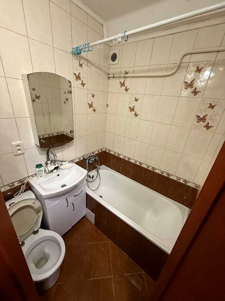 1878912306149623