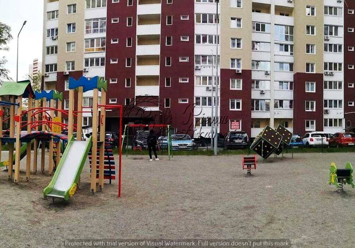 1878913665428357