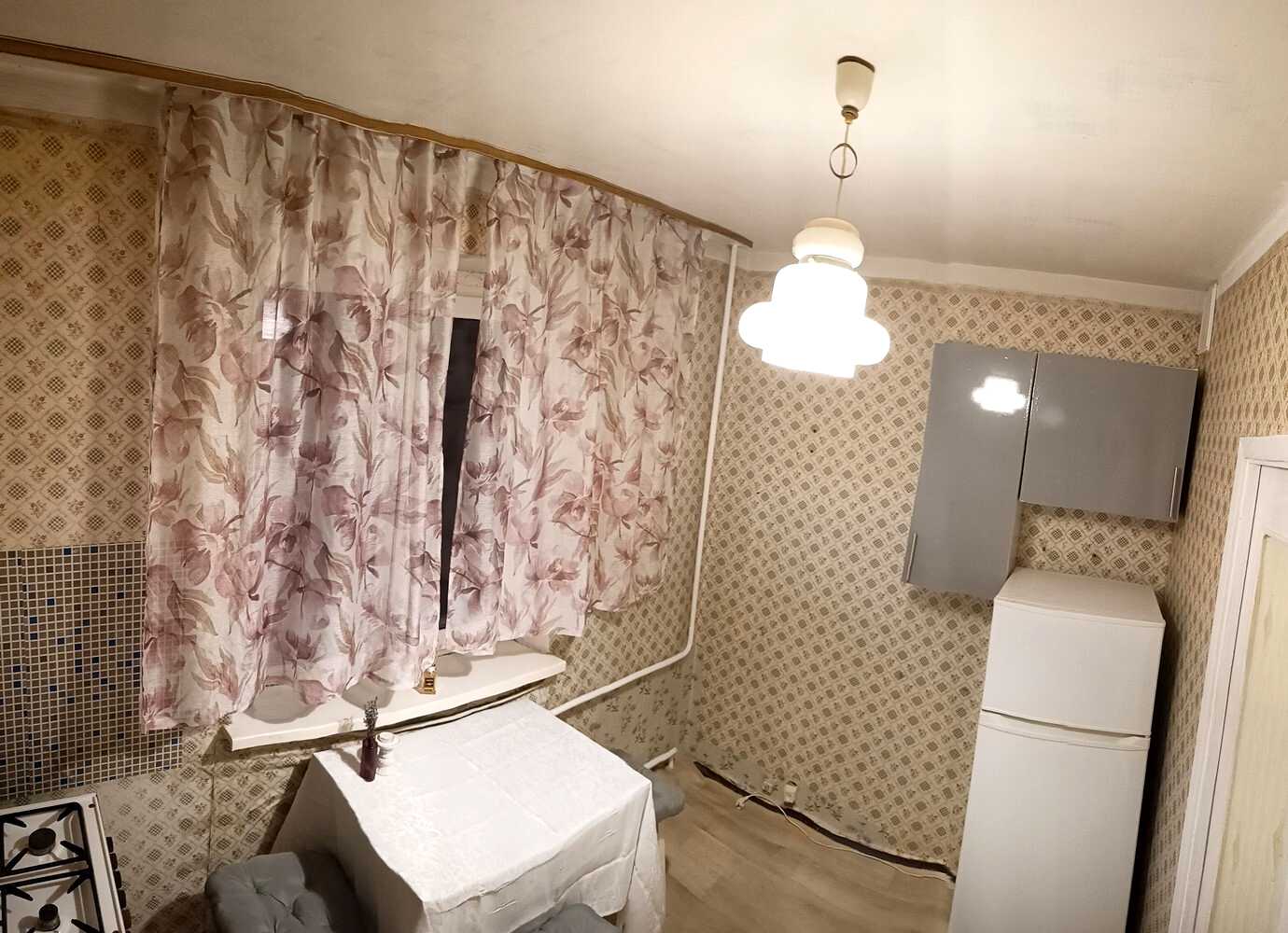 1878914438075042