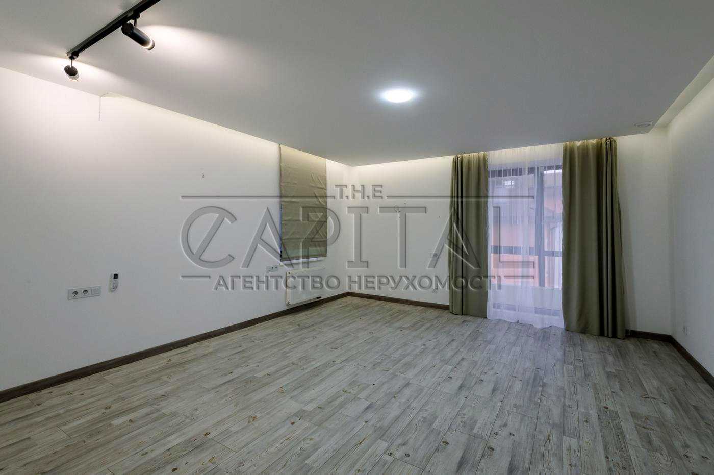 1878915597825871