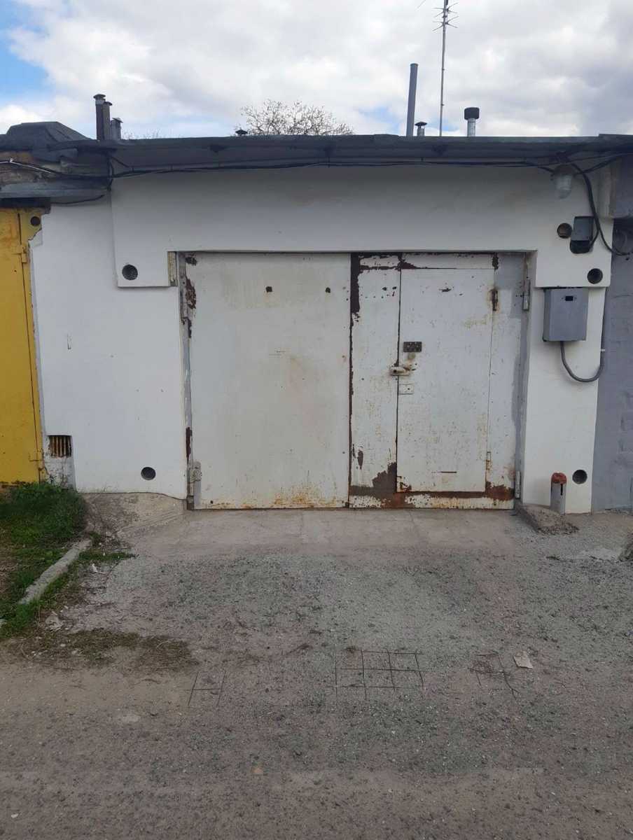 1878915992534147