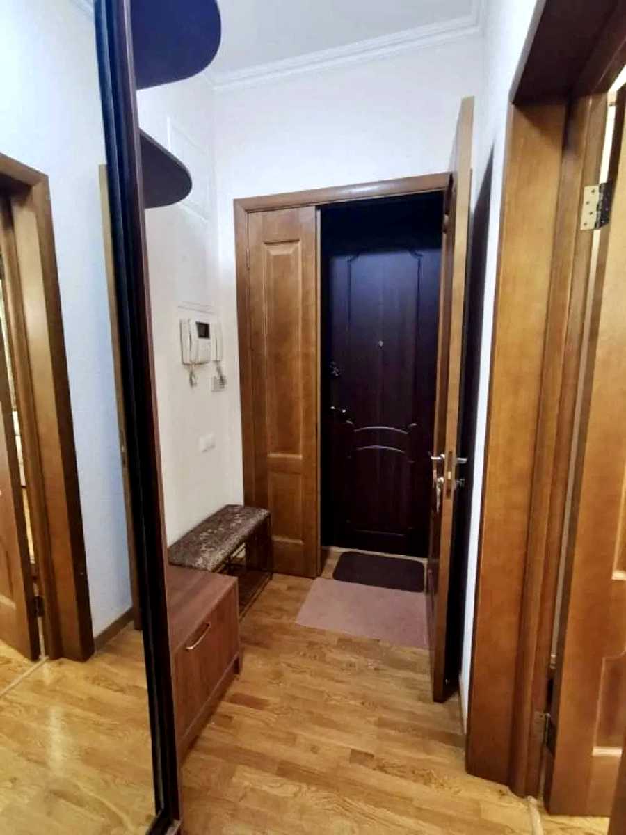 1878919740548211