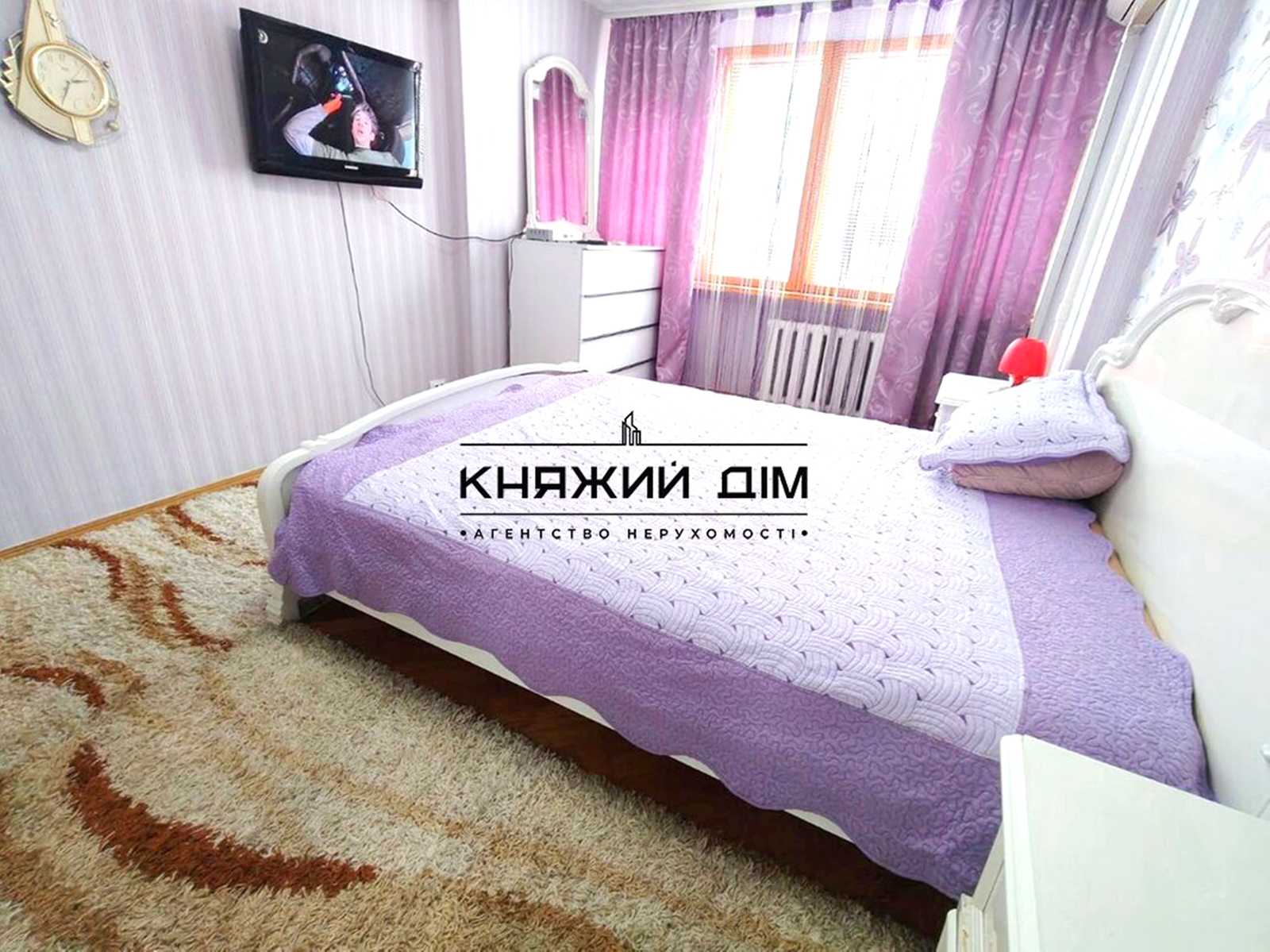 1878920346814381