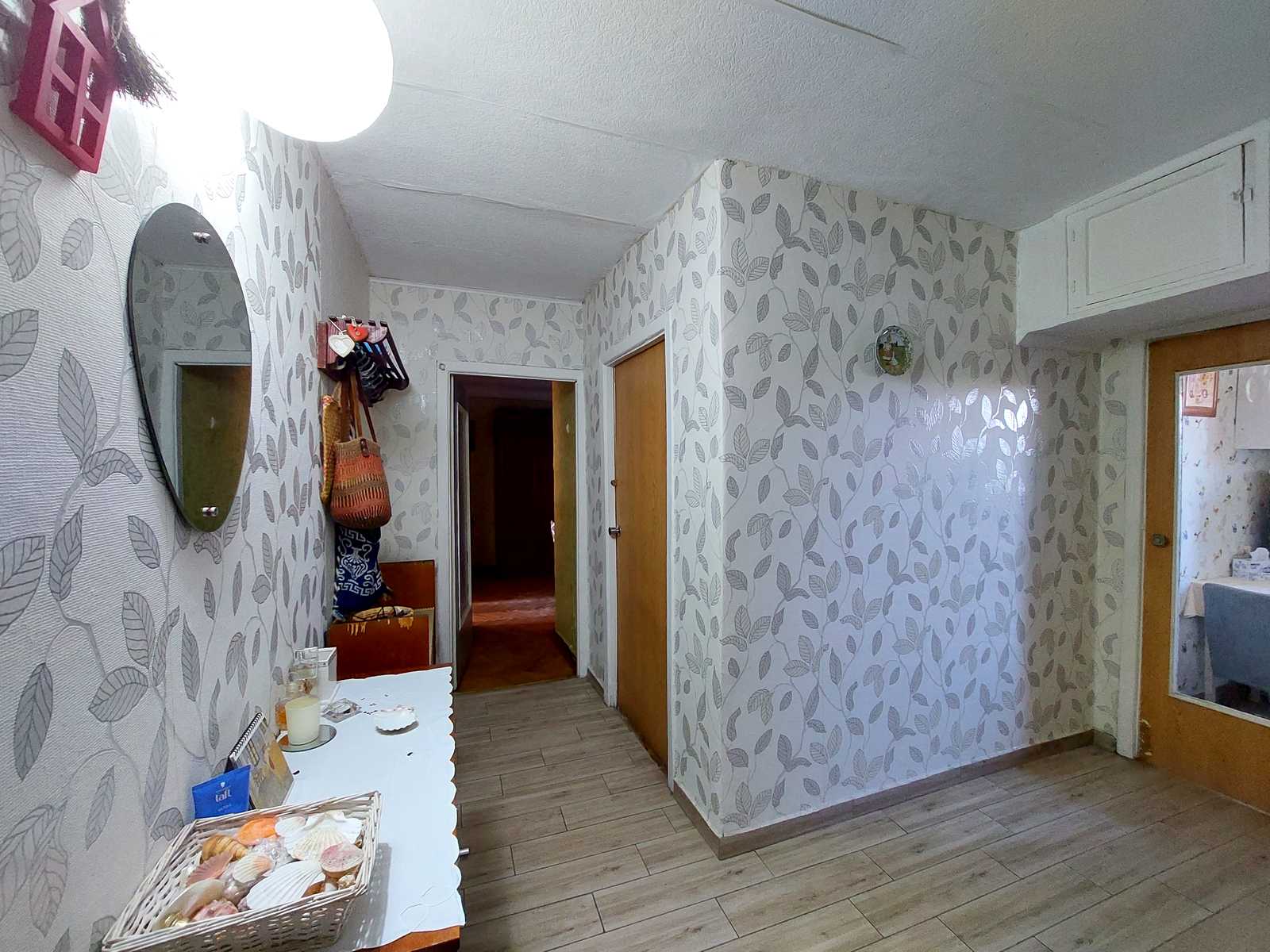 1878922166103055