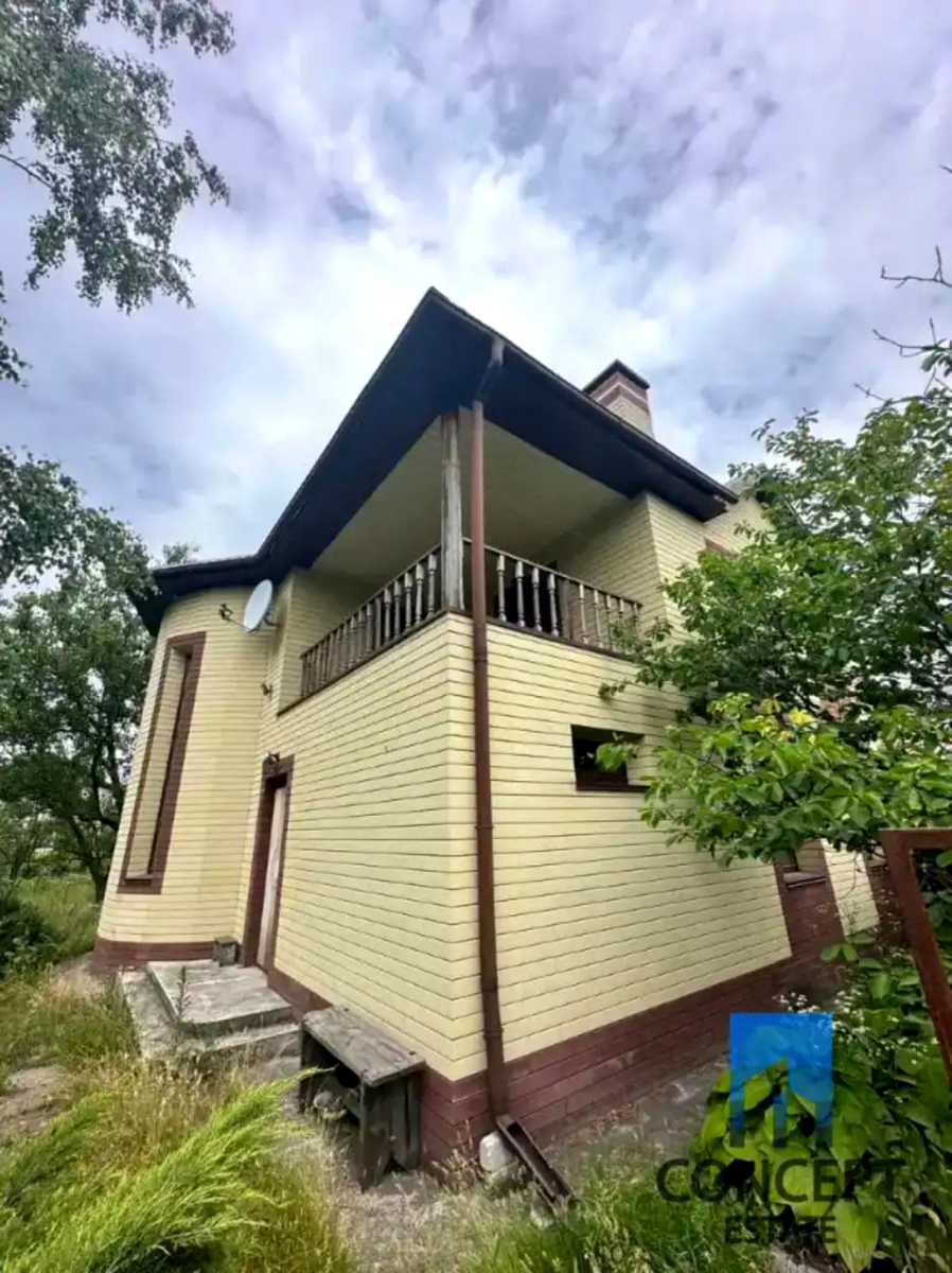1878923256007856