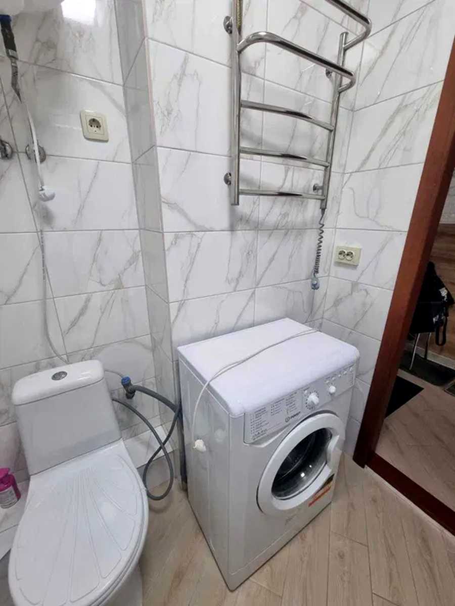 1878923676654321