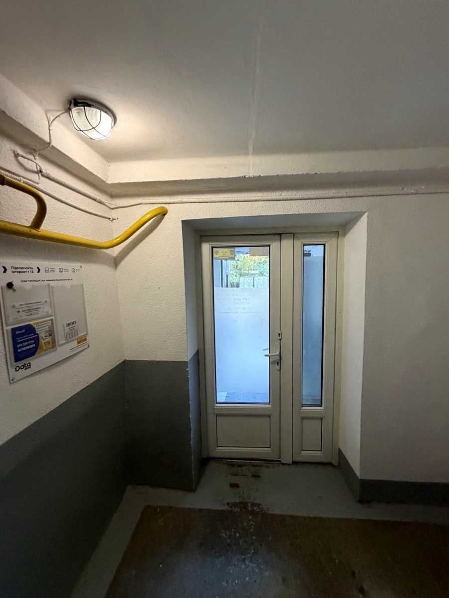 1878923944734718